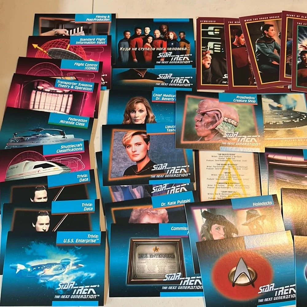 Lot‎ of Star Trek 1991 1992 Next Generation Cards and 2 misc cards
